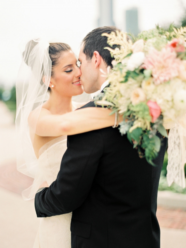 kinawicks-blackstonehotelchicagowedding-1001